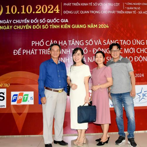 Công Ty Cổ Phần Hiền Nhân Group Tham Dự “Hội Thảo Các Nền Tảng Số Ứng Dụng Trong Doanh Nghiệp Vừa Và Nhỏ Gắn Với An Toàn Thông Tin Trong Chuyển Đổi Số”